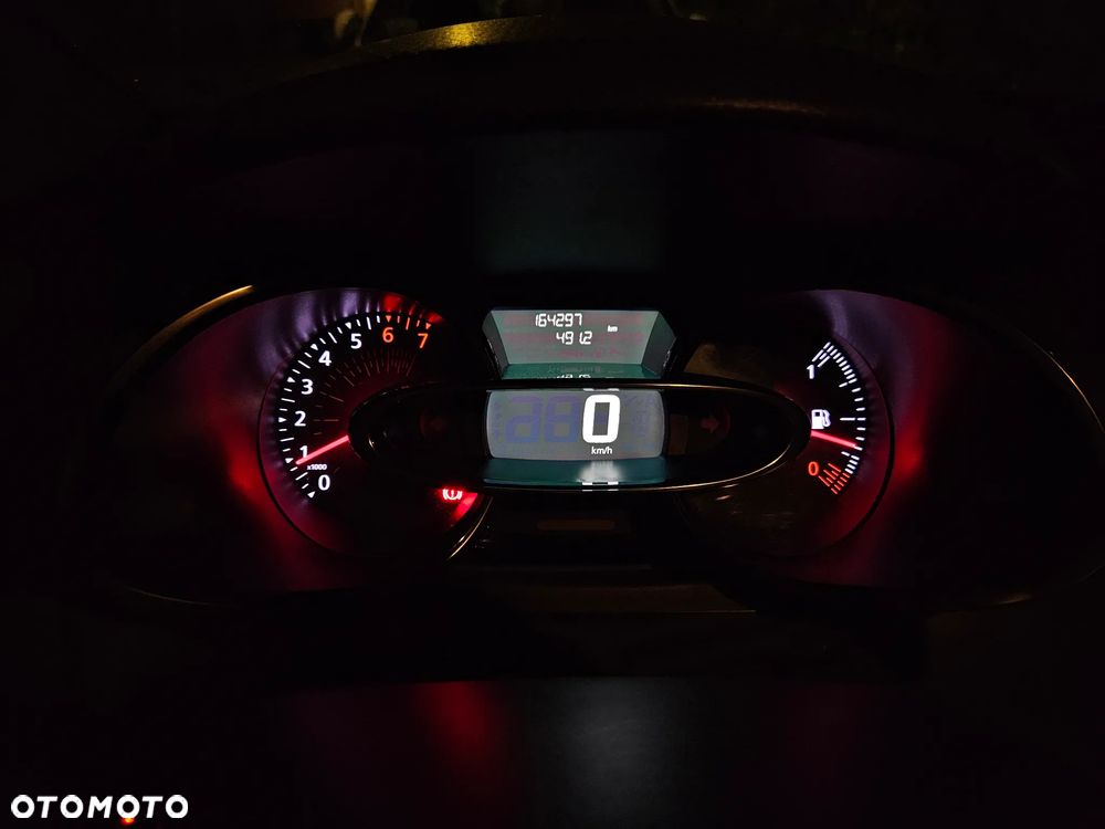 Renault Clio - 17