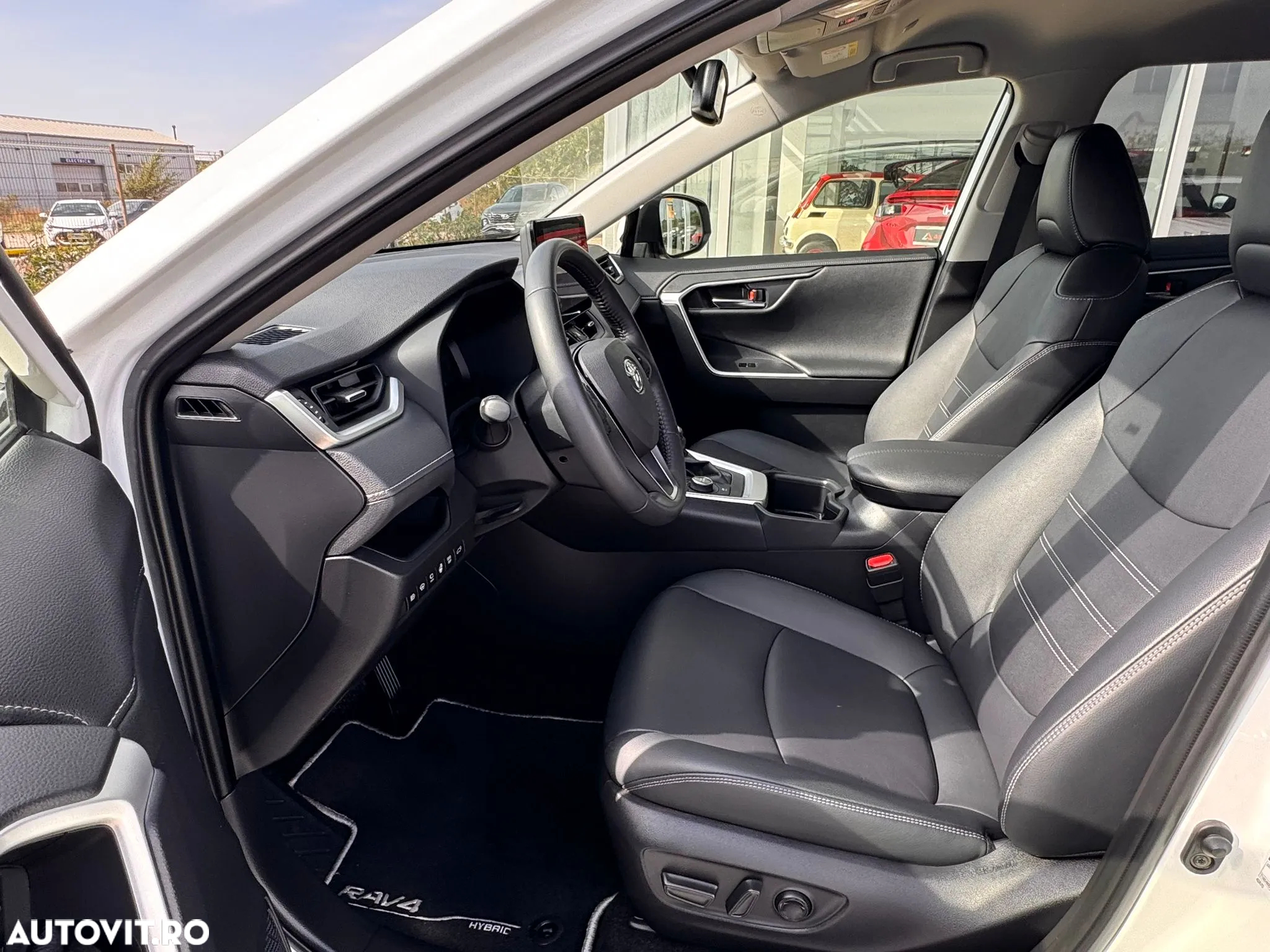 Toyota RAV4 2.5 Hybrid VVT-iE 4x4 Luxury - 9