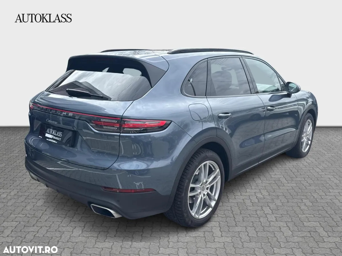 Porsche Cayenne Standard - 5