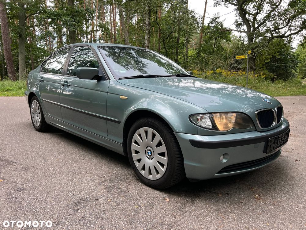 BMW Seria 3 318i