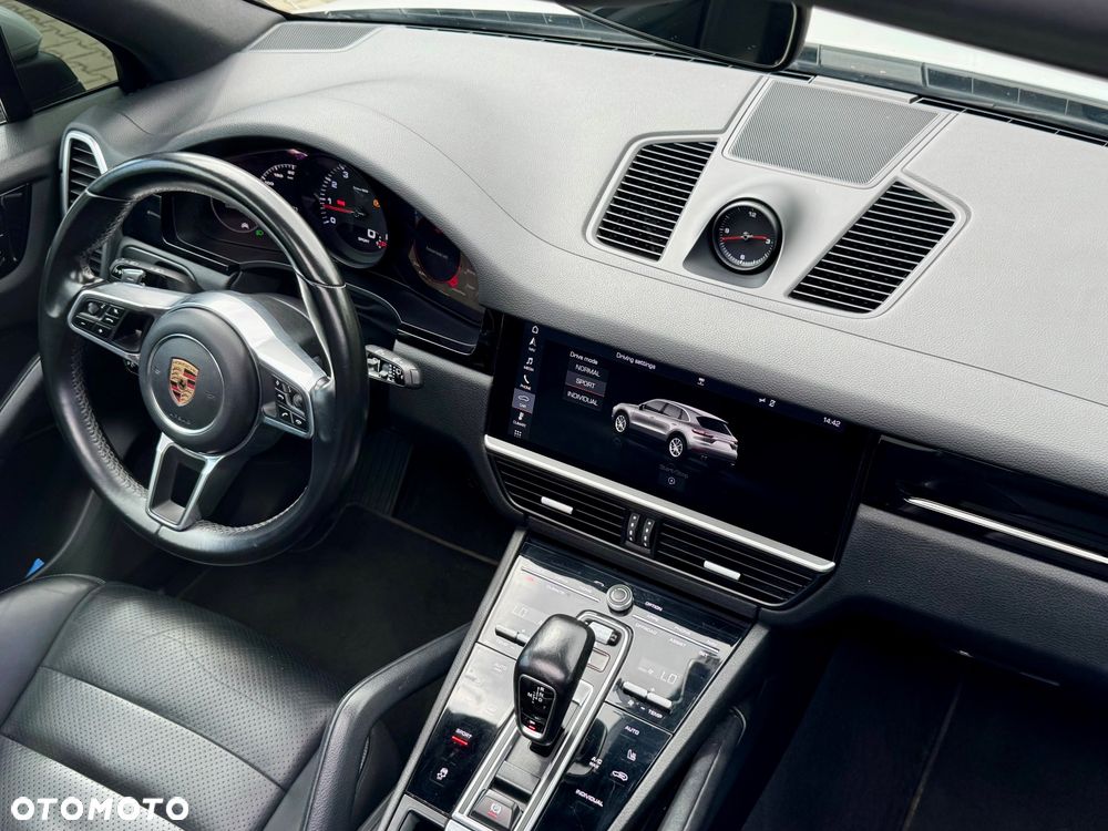 Porsche Cayenne Standard - 8