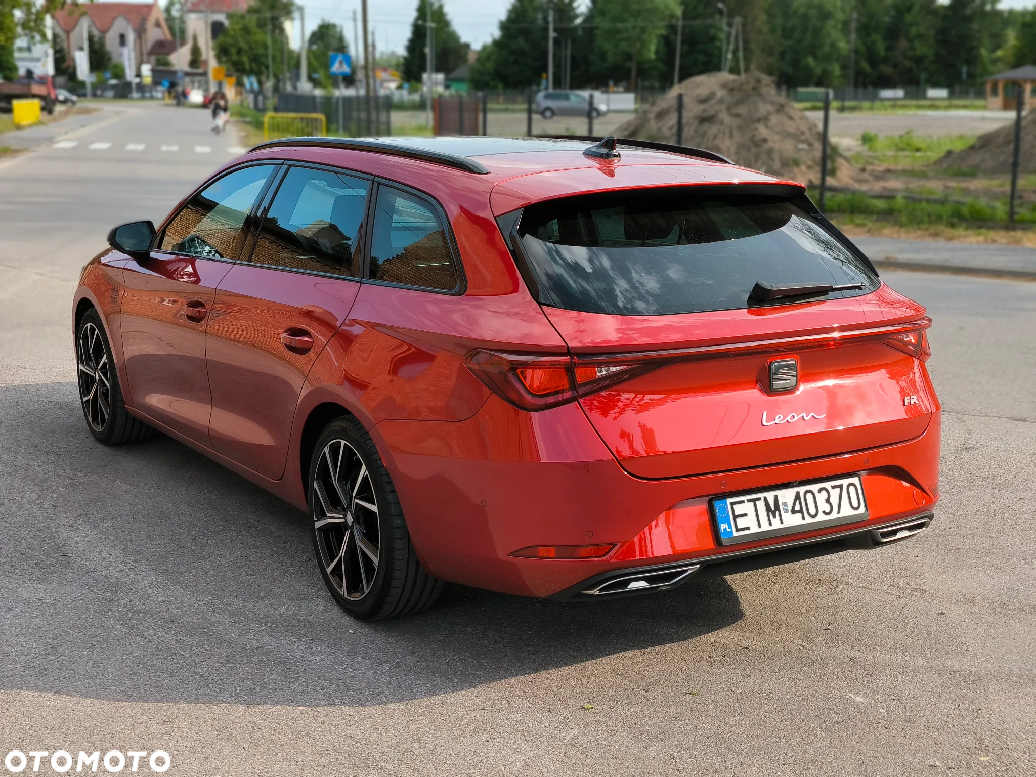 Seat Leon Sportstourer 1.5 eTSI OPF DSG FR Black Edition - 6