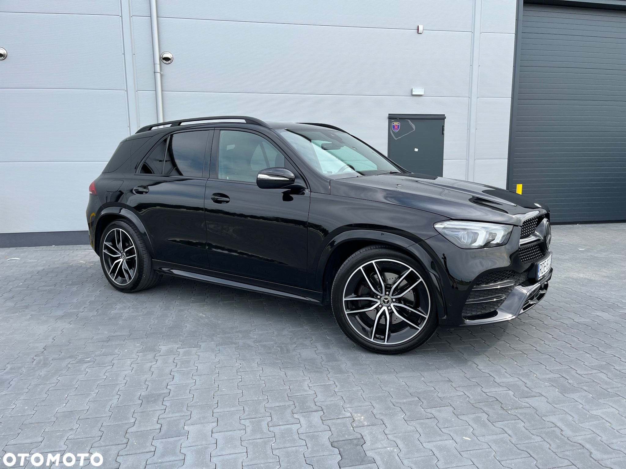 Mercedes-Benz GLE 300 d 4-Matic - 16