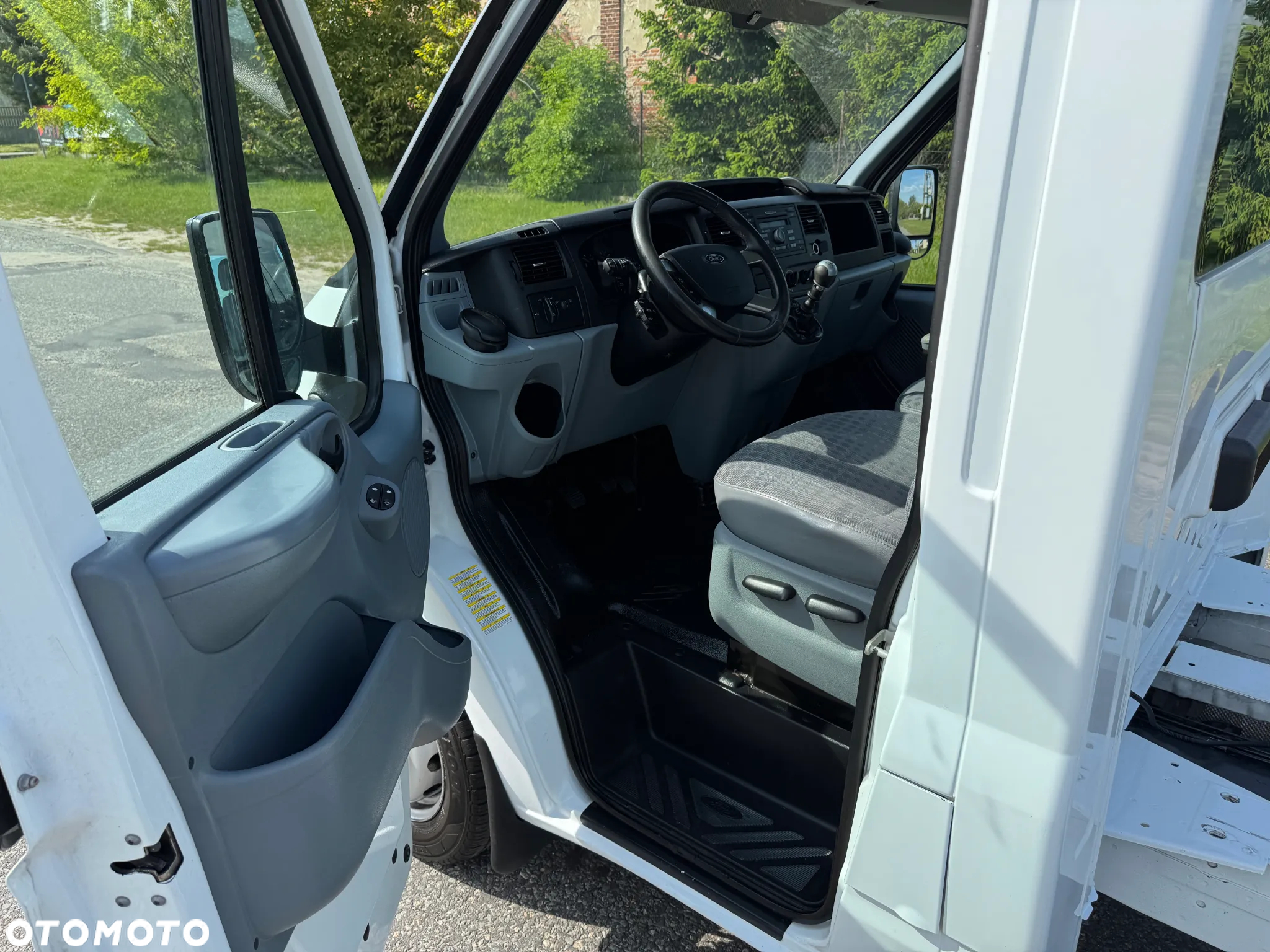 Ford Transit * 2.2 / 155KM * Max długa rama do zabudowy * Koła bliźniacze * - 21
