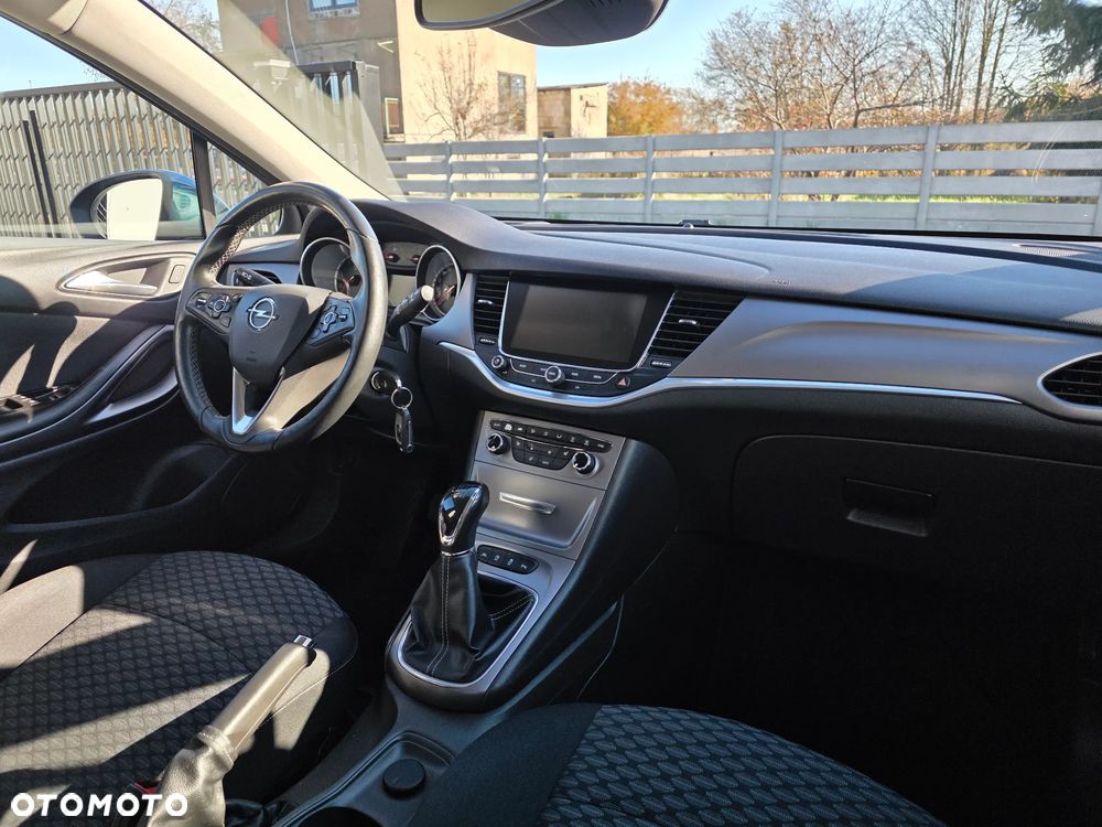 Opel Astra - 8