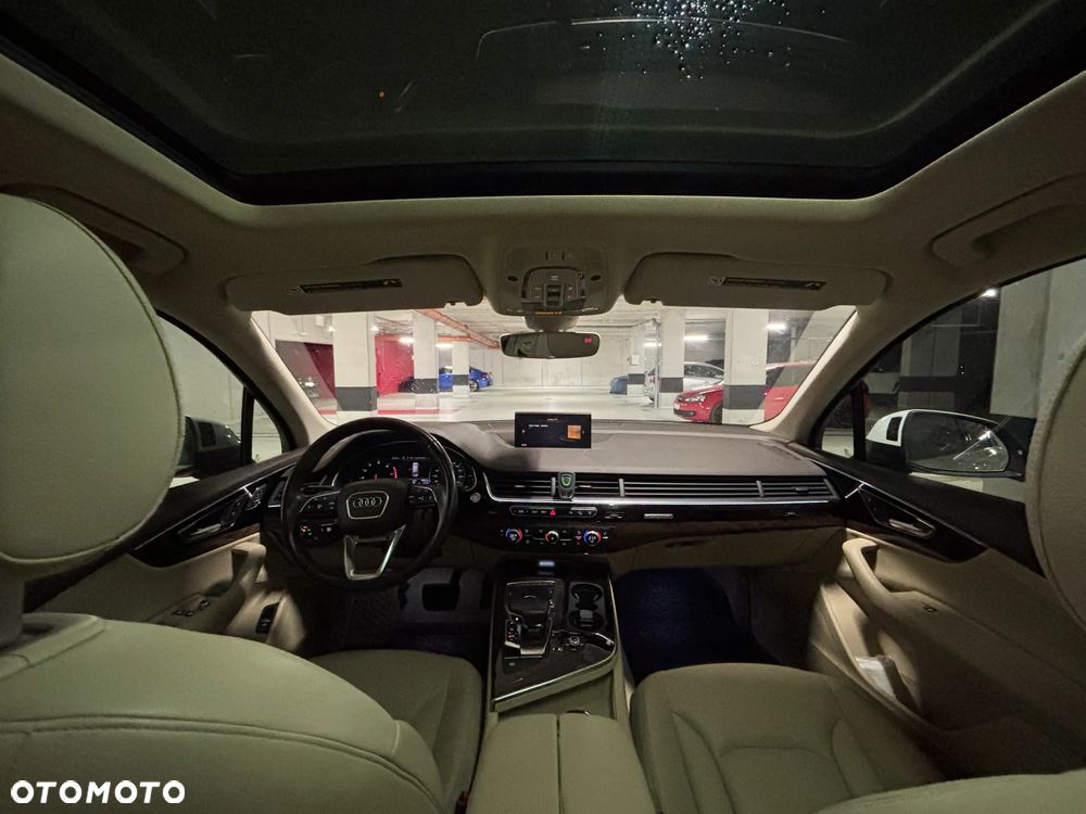 Audi Q7 - 13