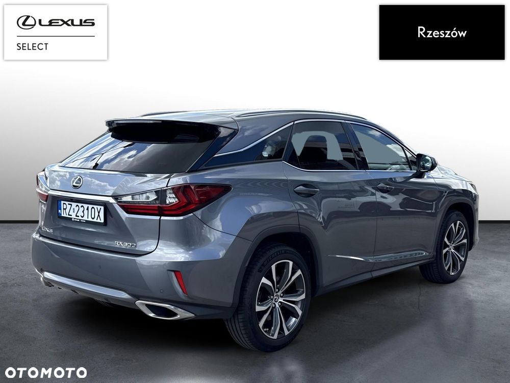 Lexus RX - 5