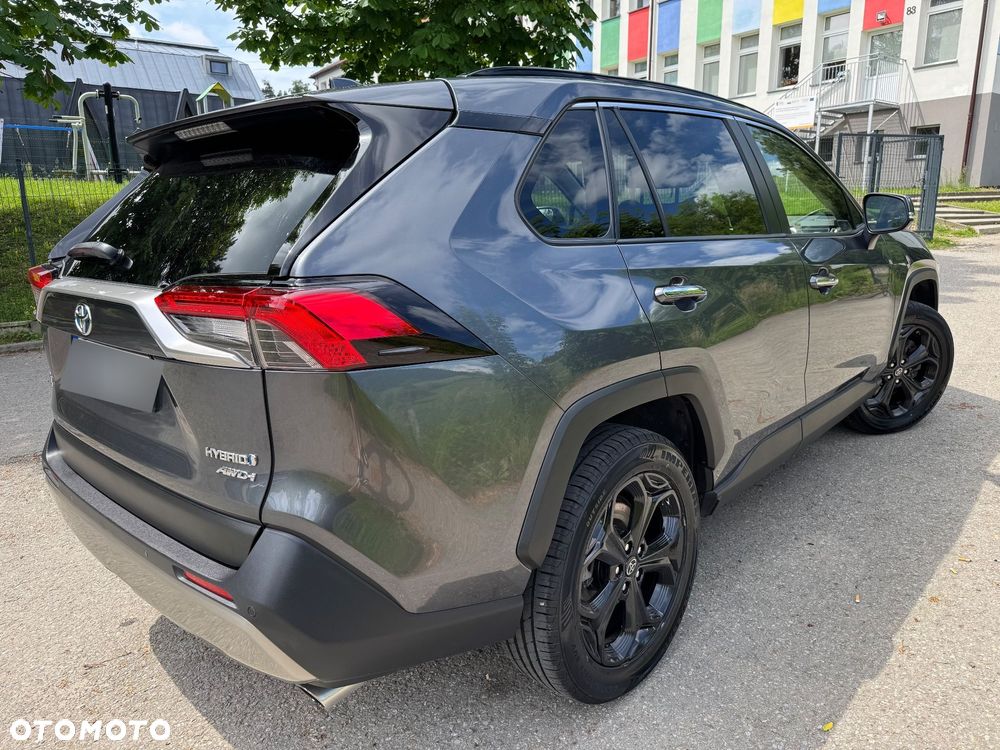 Toyota RAV4 - 2
