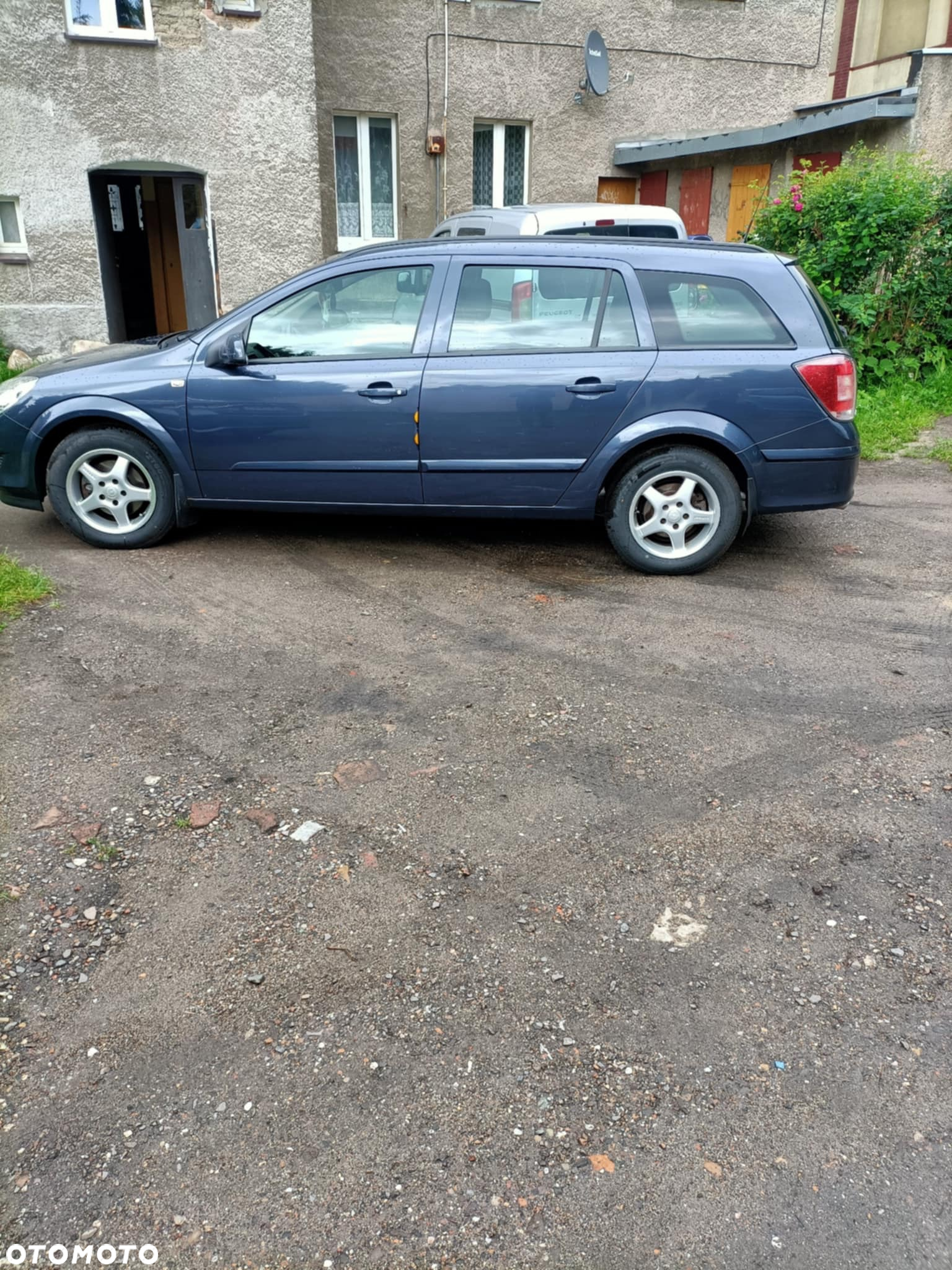 Opel Astra - 2