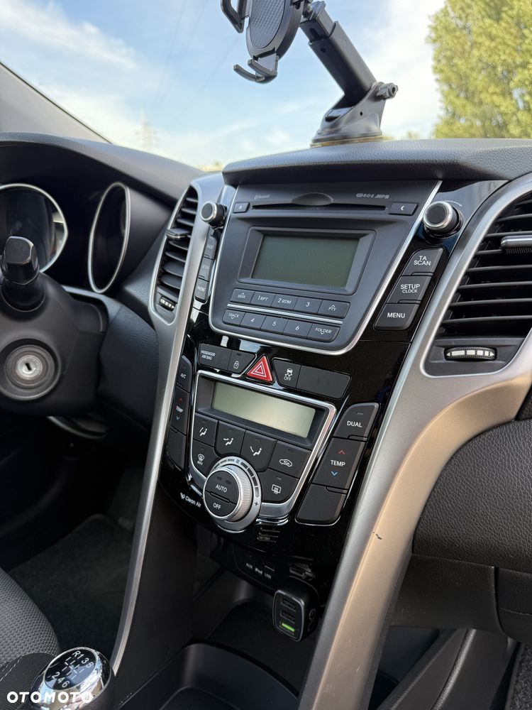 Hyundai i30 blue 1.6 CRDi Classic - 20