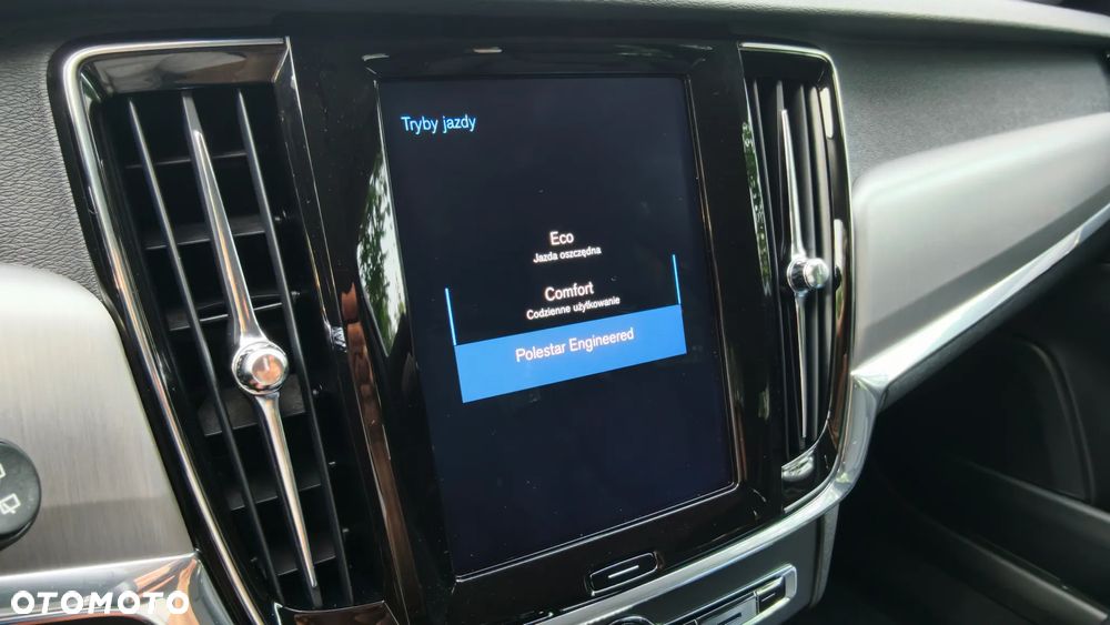 Volvo V90 D4 Geartronic Momentum Pro - 40