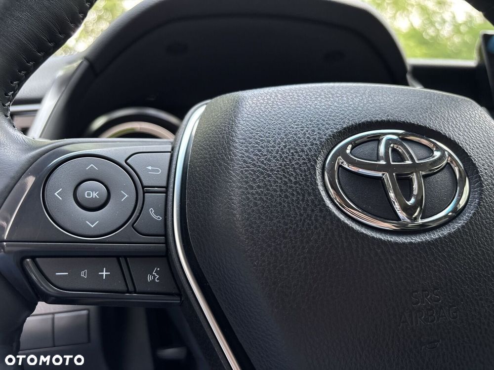 Toyota Camry 2.5 Hybrid Comfort CVT - 23