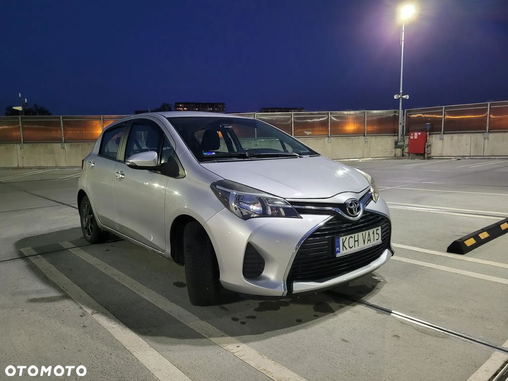 Toyota Yaris 1.33 Premium - 1