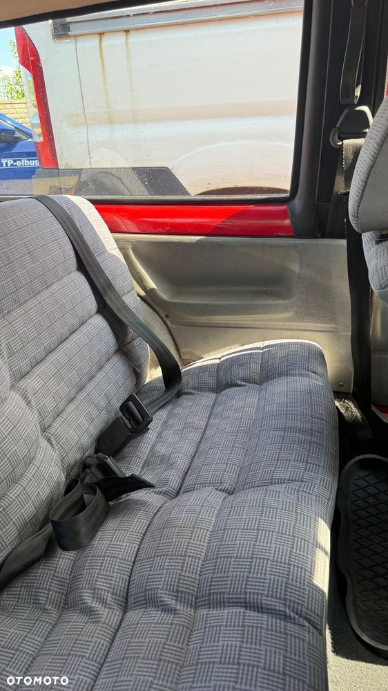 Volkswagen Polo - 8