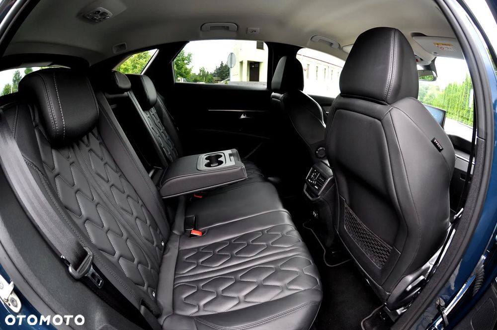 Peugeot 3008 1.2 PureTech Allure S&S EAT8 - 21