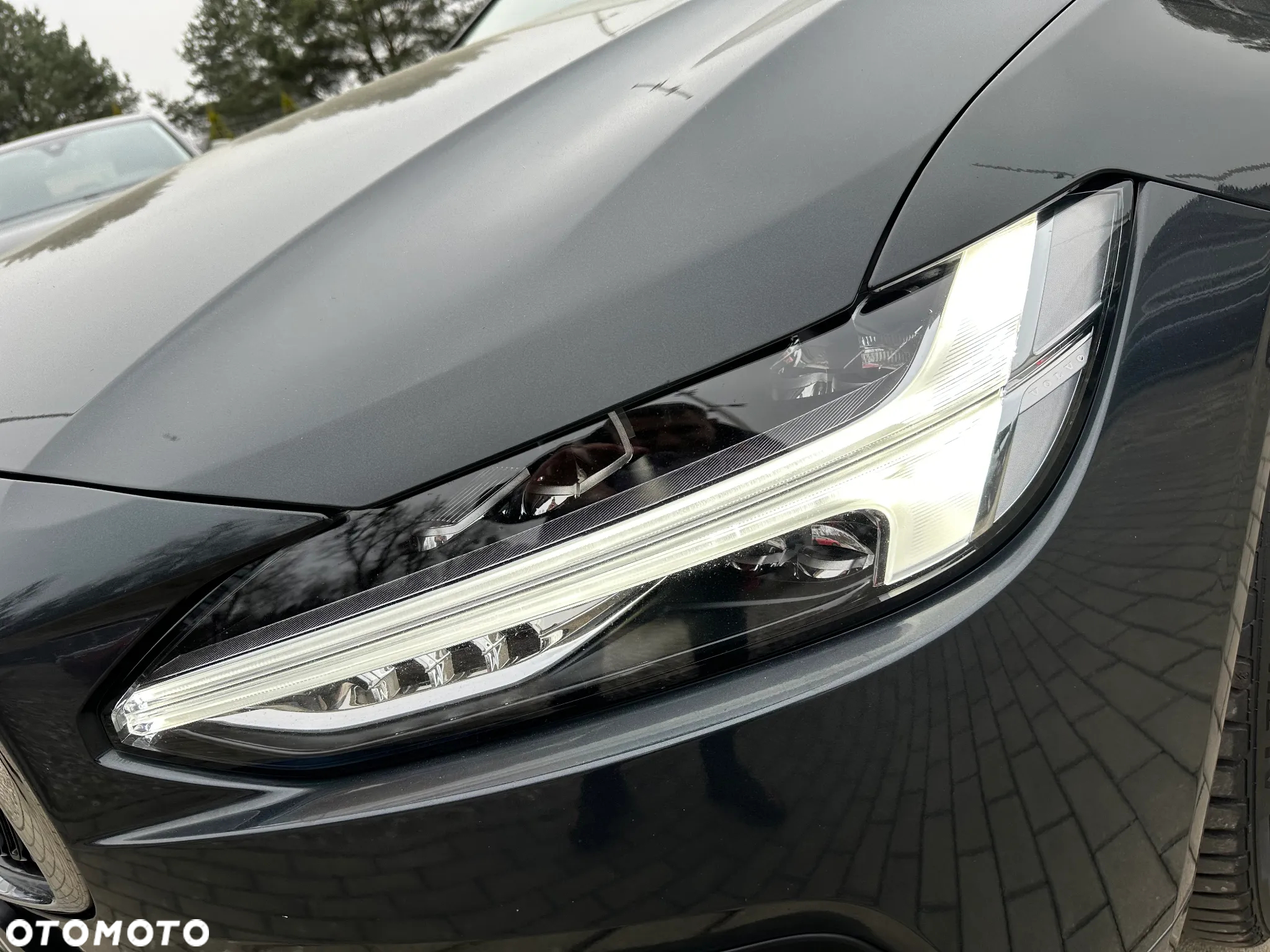 Volvo V90 D3 Momentum Pro - 10