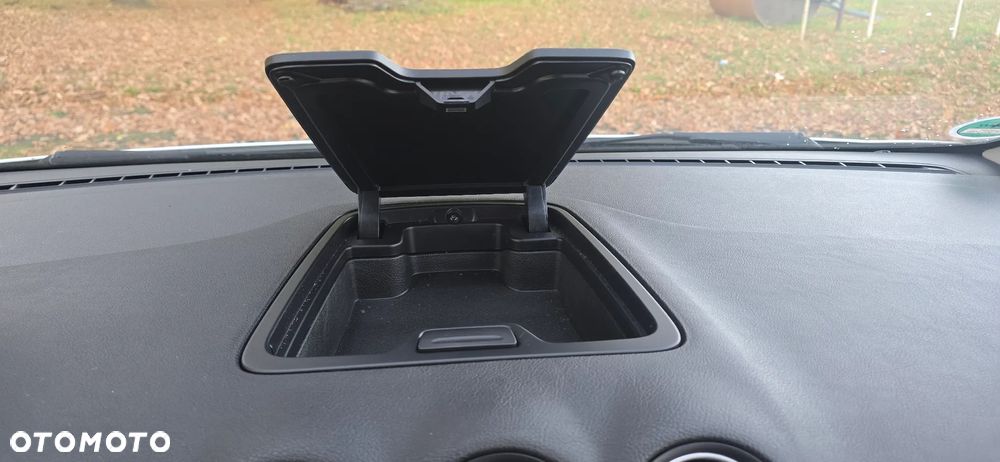 Ford S-Max 2.0 TDCi DPF Titanium - 19