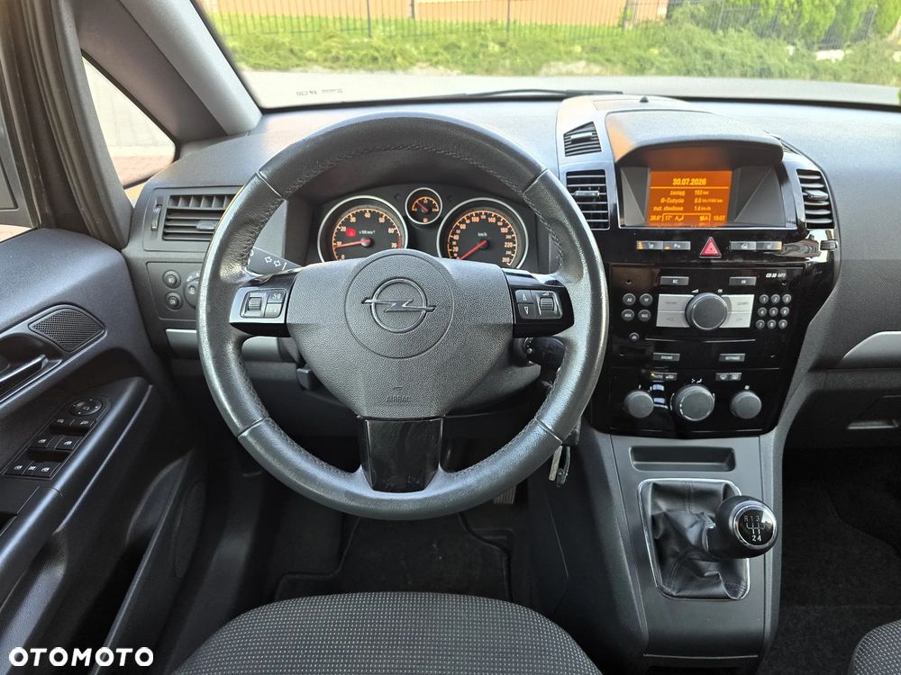 Opel Zafira 1.8 Innovation 110 Jahre - 25