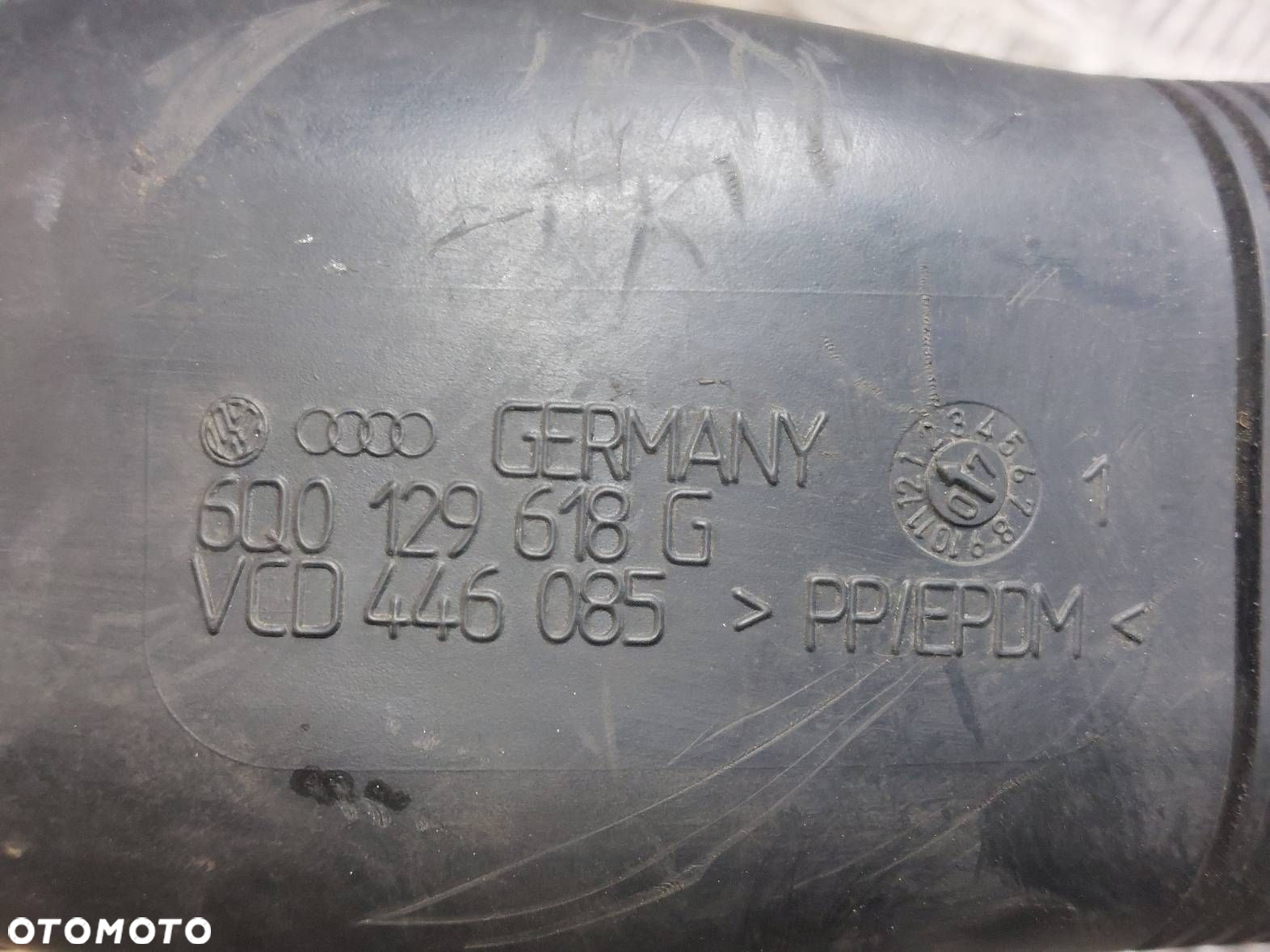 OBUDOWA FILTRA POWIETRZA + PRZEPŁYWOMIERZ POLO IV LIFT 1.9 TDI - 5