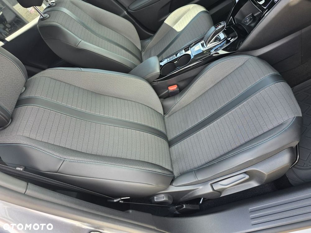 Peugeot 2008 PureTech 130 Allure S&S EAT8 - 35