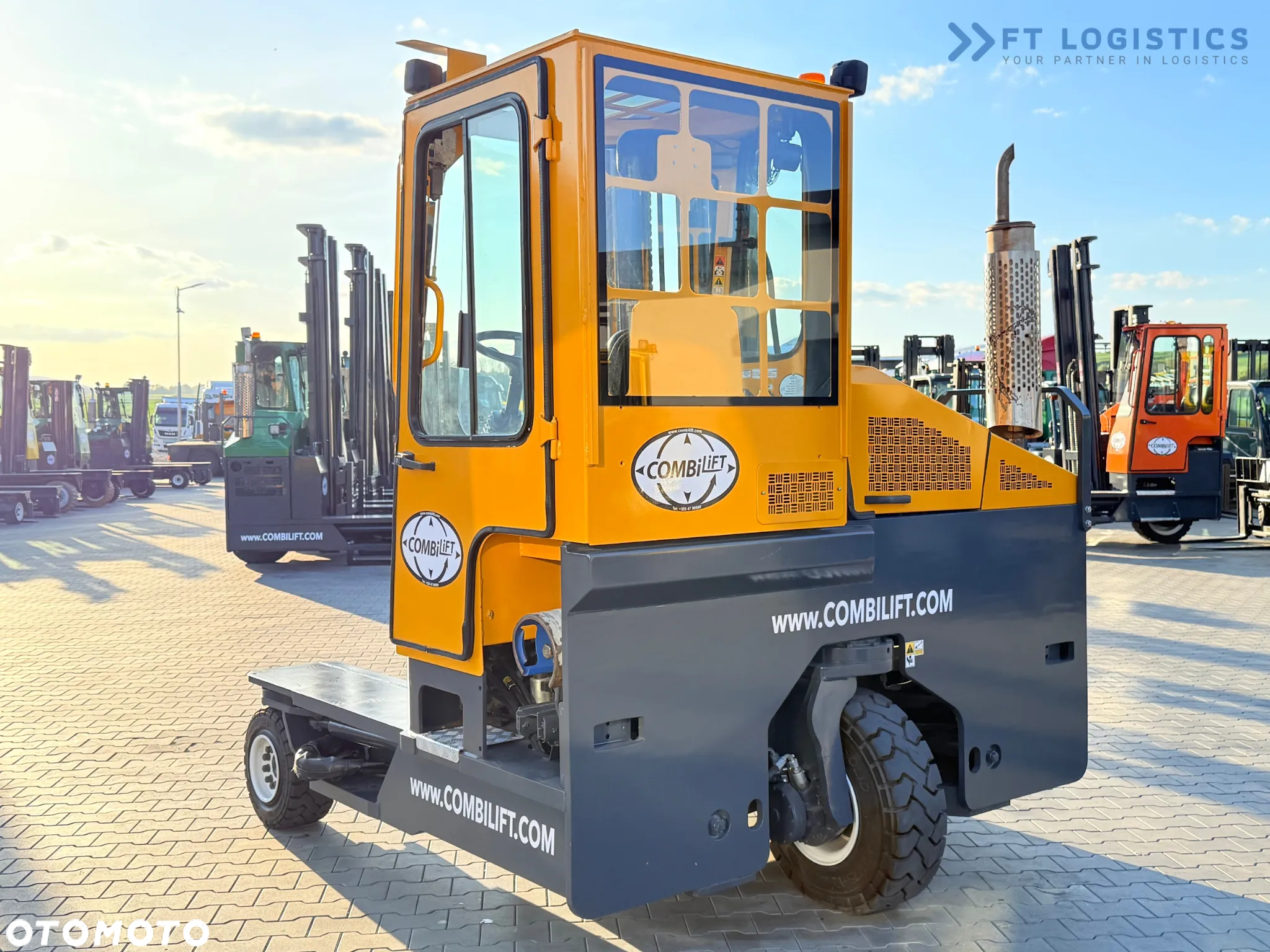 Combilift C4000 / GAS / TRIPLEX - 5600MM / WOLNY SKOK / PRZESUW WIDEŁ / JAK NOWY - 13