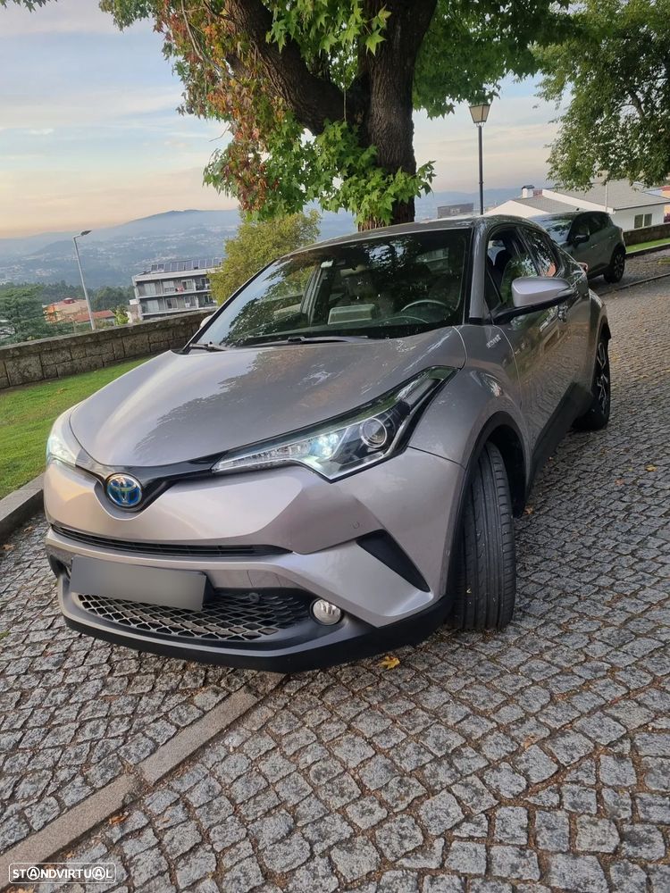Toyota C-HR 1.8 Hybrid Square Collection - 2