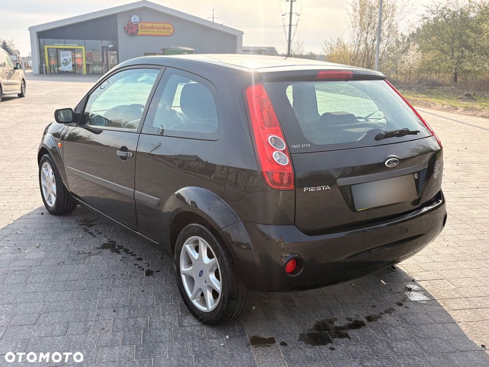 Ford Fiesta 1.3 - 4