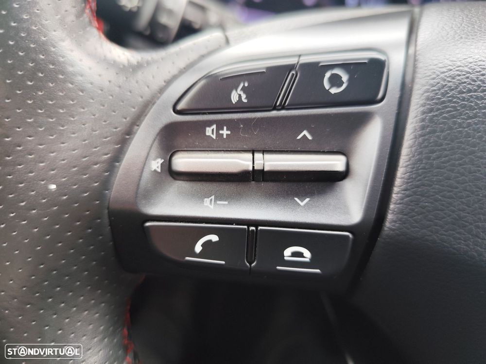 Hyundai Kauai 1.6 CRDi Premium 7DCT - 24