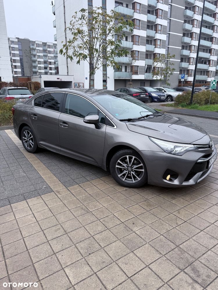 Toyota Avensis 2.0 Sol MS - 4