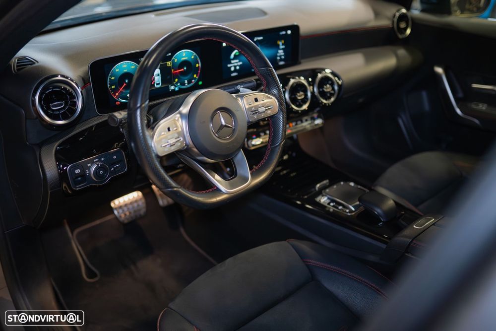 Mercedes-Benz A 180 Limousine d AMG Line Aut. - 24