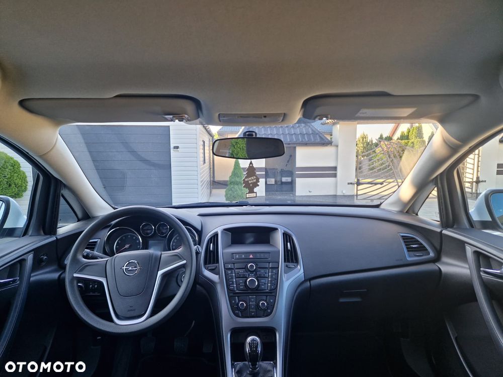 Opel Astra 1.6 Enjoy EU6 - 23