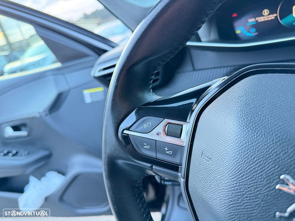 Peugeot e-208 50 kWh Allure Pack - 18