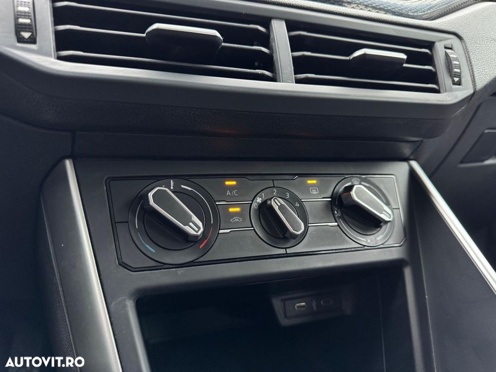 Volkswagen Taigo - 20