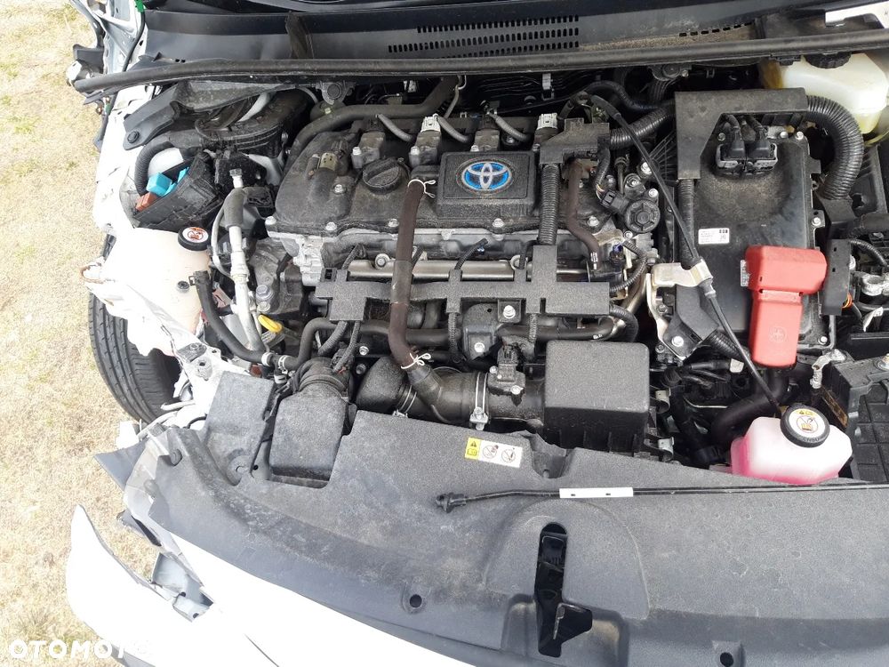 Toyota Corolla ver-1-8-hybrid-business-edition - 16