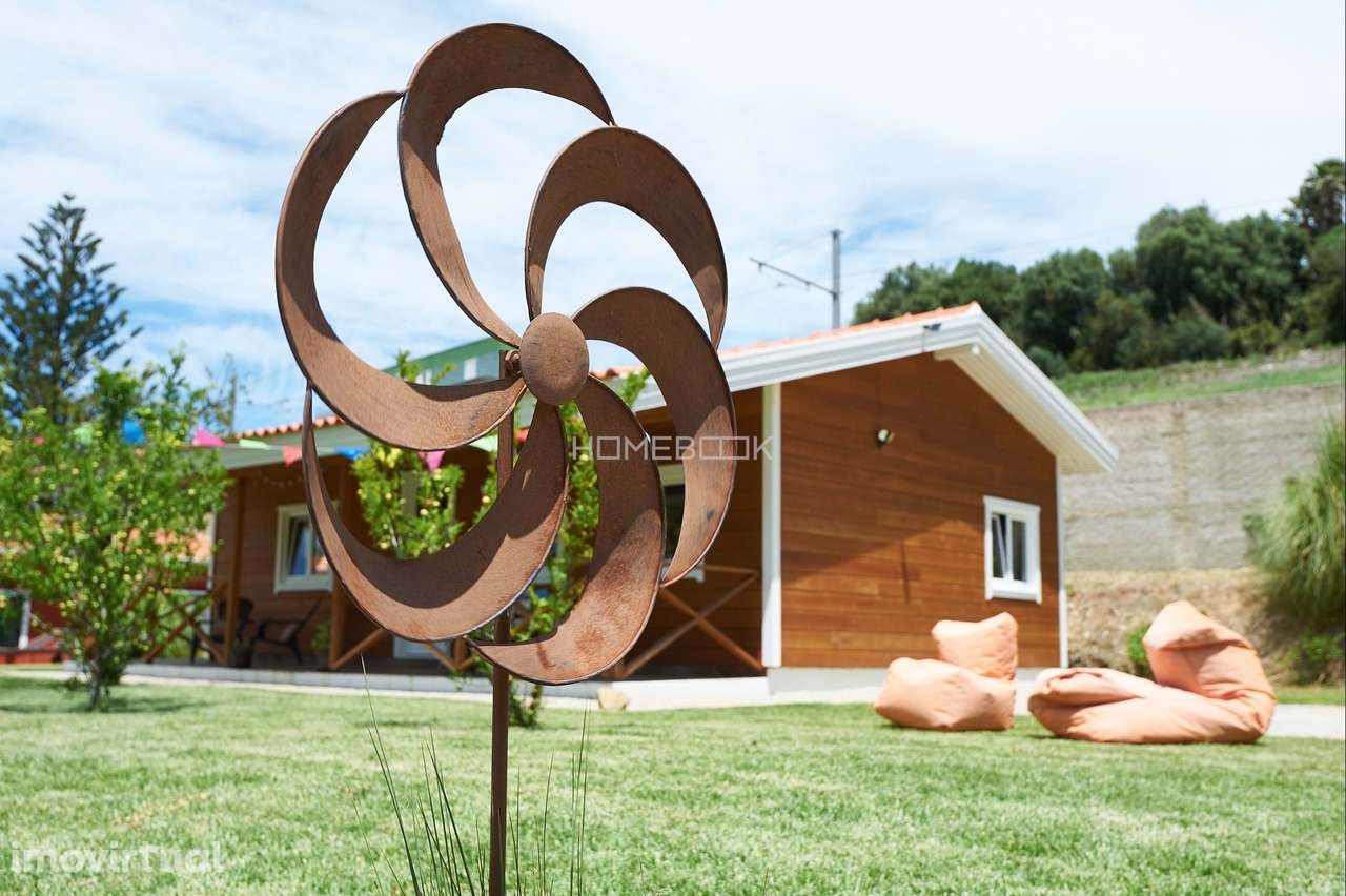 Casa com dois quartos e jardim - Grande imagem: 2/27