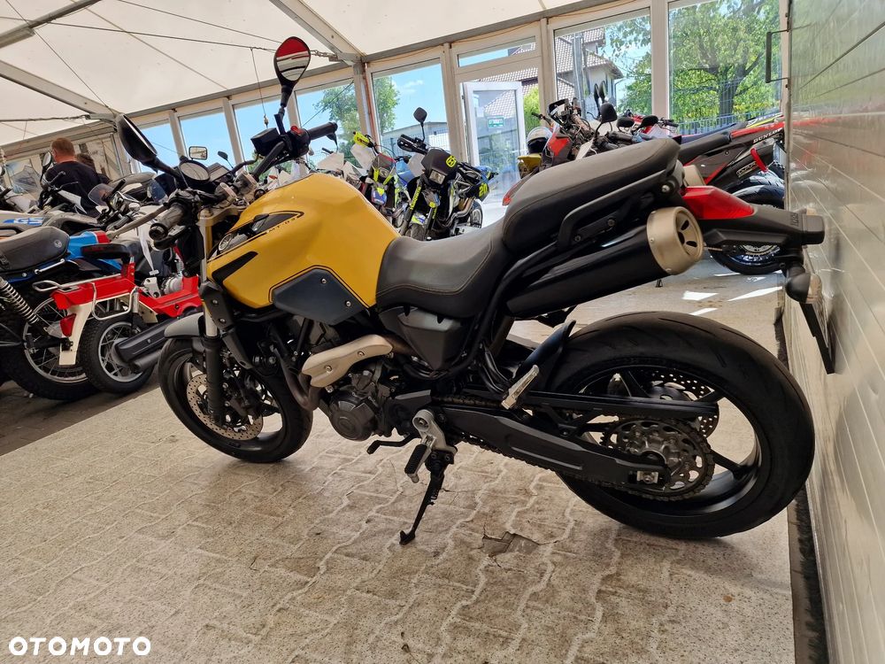 Yamaha MT - 23