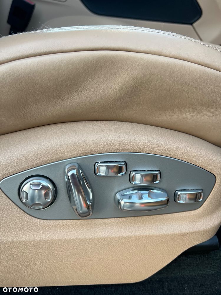 Porsche Macan Standard - 26