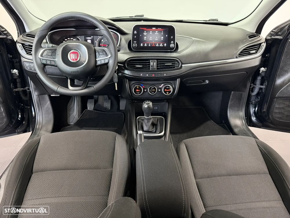 Fiat Tipo Station Wagon 1.3 M-Jet Lounge - 20