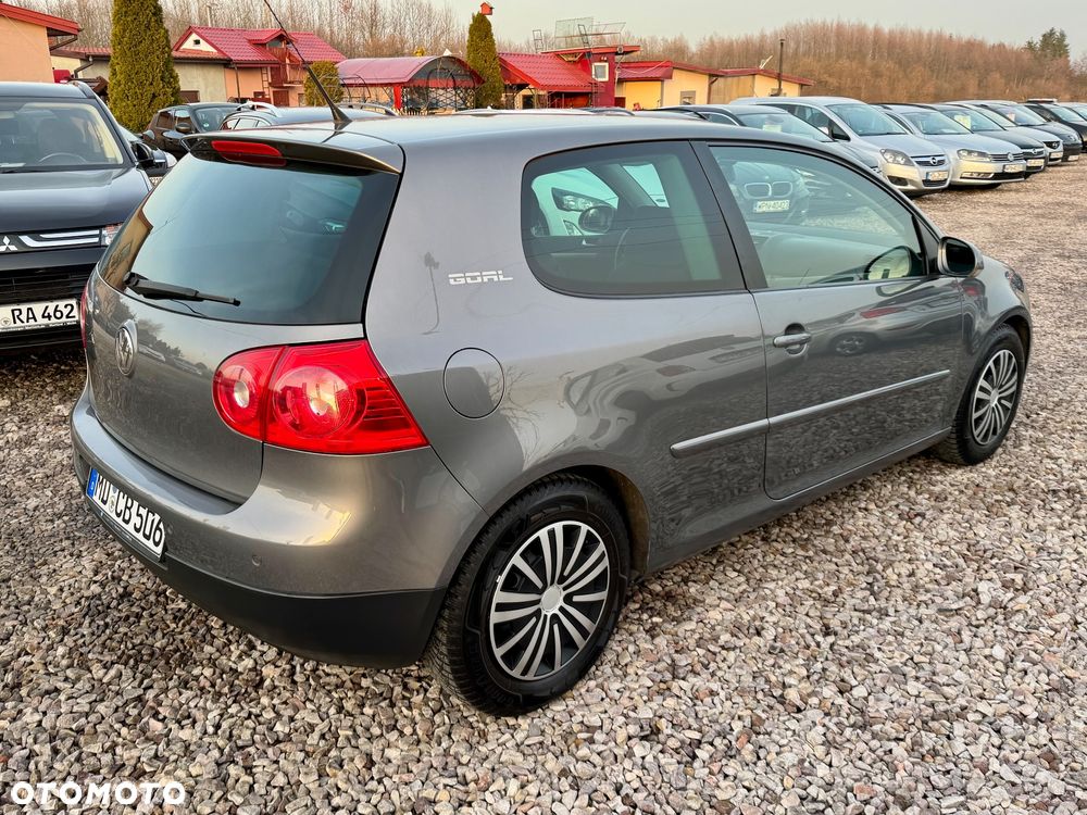Volkswagen Golf - 3