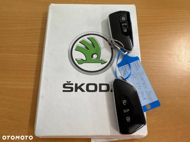 Skoda Octavia 2.0 TDI DSG Ambition - 13