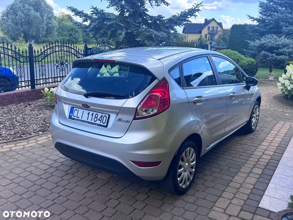 Ford Fiesta - 5