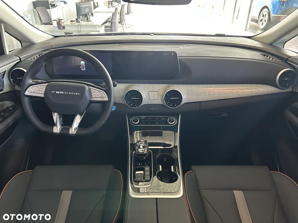 Forthing U Tour 1.5 T-GDI HEV E-CVT - 13