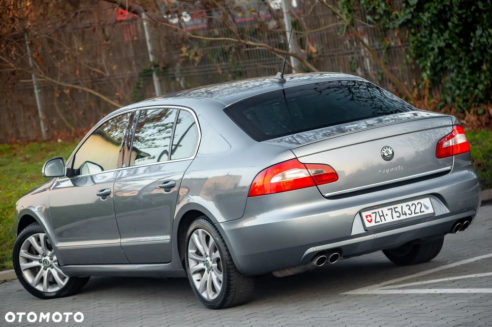 Skoda Superb 3.6 FSI 4x4 Elegance DSG - 11