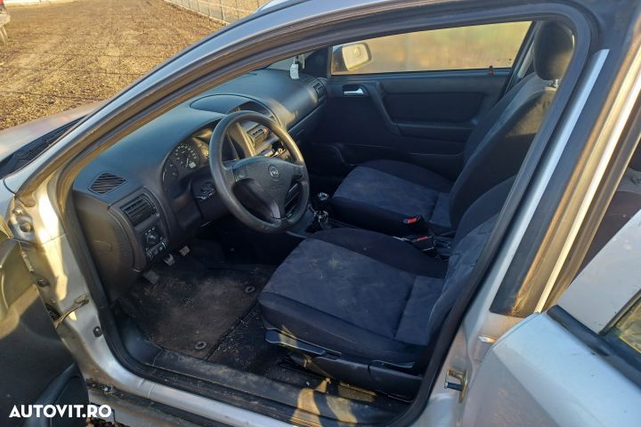 Debitmetru aer 0281002180 0281002180 Opel Astra G [1998 - 2009] Hatch - 9