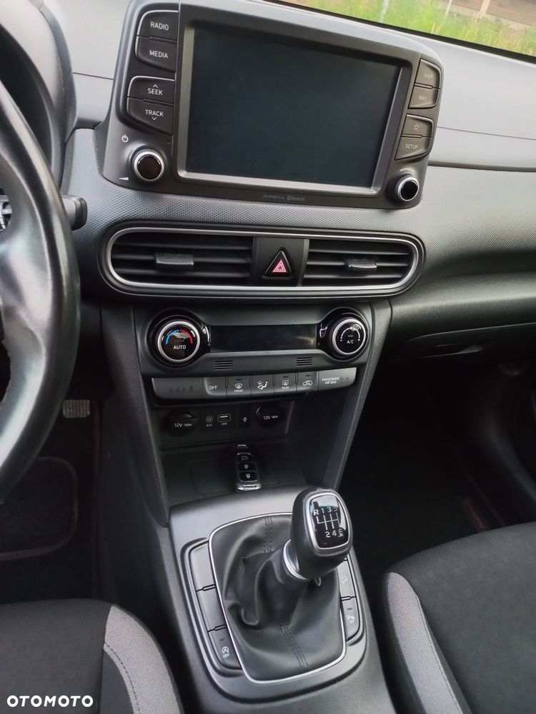 Hyundai Kona - 8