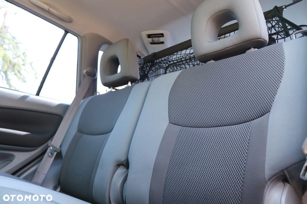 Toyota RAV4 2.0 VVT-i 4x4 - 25