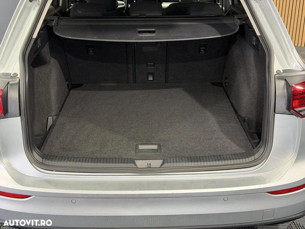 Volkswagen Golf 2.0 TDI SCR Life - 33