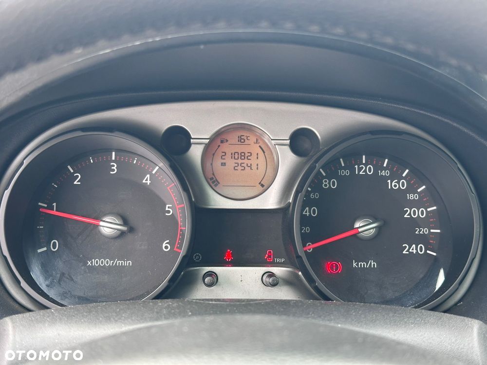 Nissan Qashqai 1.5 dCi Eco visia - 16