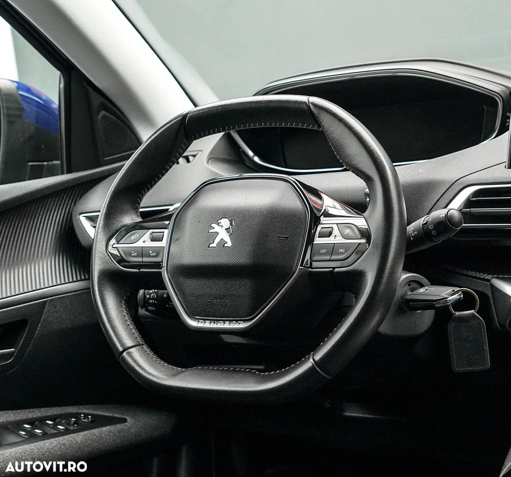 Peugeot 3008 1.2 PureTech 130 EAT8 Allure Pack - 18
