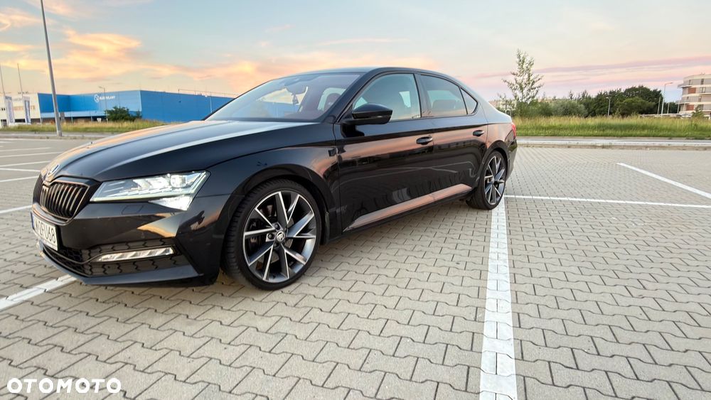 Skoda Superb 2.0 TDI Sportline DSG - 3